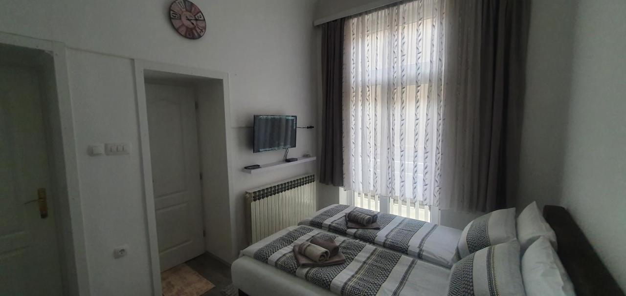 Ferhadija A&E Apartment SJJ Buitenkant foto